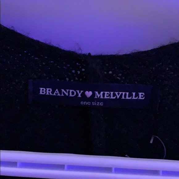 brandy melville cardigan - Picture 2 of 2